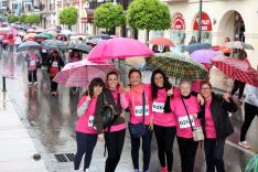 Mujeres de todas las edades mostraron su cara más solidaria. // CharryTV