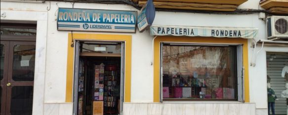 Rondeña de papelería sortea un patinete eléctrico y cheques para material escolar , Su propietario quiere agradecer así la fidelidad y la confianza de sus clientes, 19 Oct 2023 - 07:41