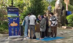 La gymkana se ha dividido en diferentes stands por el paseo central de la Alameda // Laura Caballero