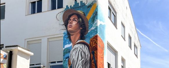Kato realiza un nuevo mural en Ronda, “Un mundo por conocer” se encuentra en la fachada del IES Profesor Gonzalo Huesa y hace referencia al programa Erasmus, 23 May 2024 - 17:57