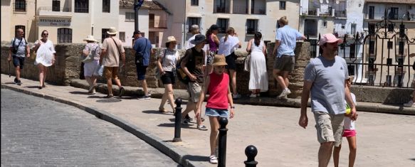 Más de 860.000 personas han pasado por Ronda en el primer semestre del año, La alcaldesa ha dado a conocer las cifras del sector turístico en nuestra ciudad, que reflejan que un 73% de los visitantes son extranjeros, 04 Jul 2024 - 15:50