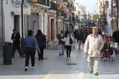 La gran mayoría de los comercios locales han abierto sus puertas hoy. // CharryTV