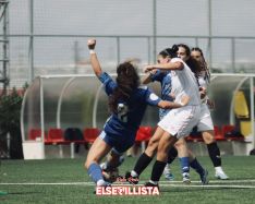 La rondeña protagonizando una de las jugadas de su equipo.  // El Sevillista. 