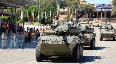 Imagen del desfile motorizado // Manolo Guerrero