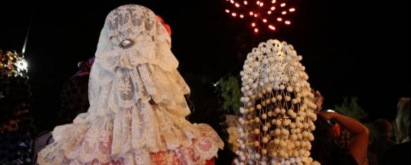 Este año no se repetirá la estampa de las Damas Goyescas con sus tradicionales trajes durante los fuegos artificiales // CharryTV