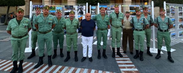 La muestra se inauguró ayer por la tarde en la plaza de España // Manolo Guerrero