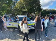 Unos 200 alumnos de primaria han disfrutado de diferentes actividades llevadas a cabo por la Policía Local // CharryTV