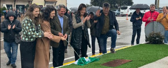 Inauguran una rotonda en Voltasur en homenaje a los trabajadores del sector eléctrico, En el acto, han estado presentes el gerente de la empresa, Salvador…, 30 Oct 2024 - 18:03