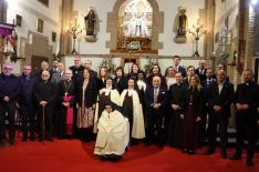 Miembros de la corporación junto a representantes de las diferentes Hermandades y sacerdotes de la ciudad.  // CharryTV