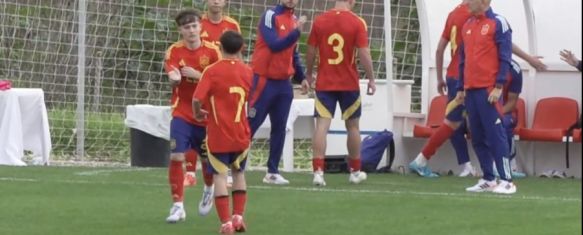 El rondeño Dani González debuta con la Selección Española Sub-15 en la victoria ante México, El lateral zurdo del Cadete B del Real Madrid entró en la segunda…, 26 Nov 2024 - 19:09