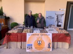 Stand de las Carmelitas Descalzas en la II Muestra de Dulces Sabores Navideños de Repostería Conventual de la provincia de Málaga.  // CharryTV