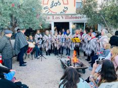 Coro de la Virgen de la Cabeza en Los Villalones.  // CharryTV