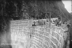 Imagen de la construcción de la presa a comienzos del siglo XX.  // Fundación Endesa. 